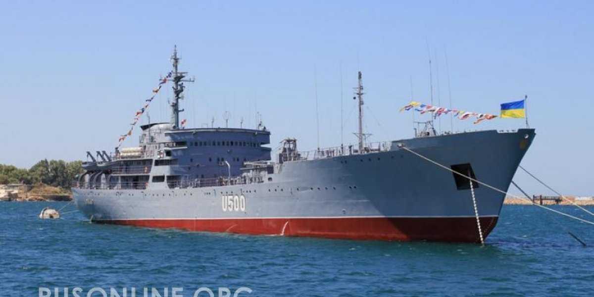 "Донбасс" еще послужит: поднятие затопленного "азовцами" в Мариуполе корабля откроет много тайн