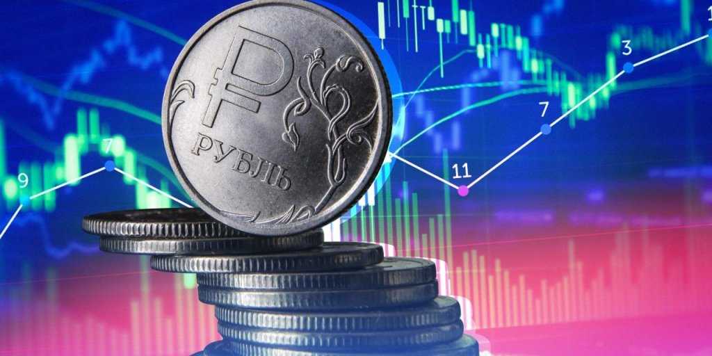 
                    Финансист Мустаев перечислил факторы для ослабления рубля
                