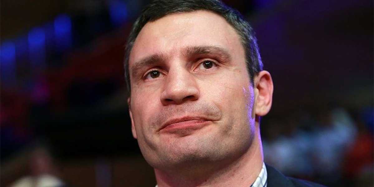 Политолог Кот объяснил, почему Офис президента Украины угрожает мэру Киева Кличко