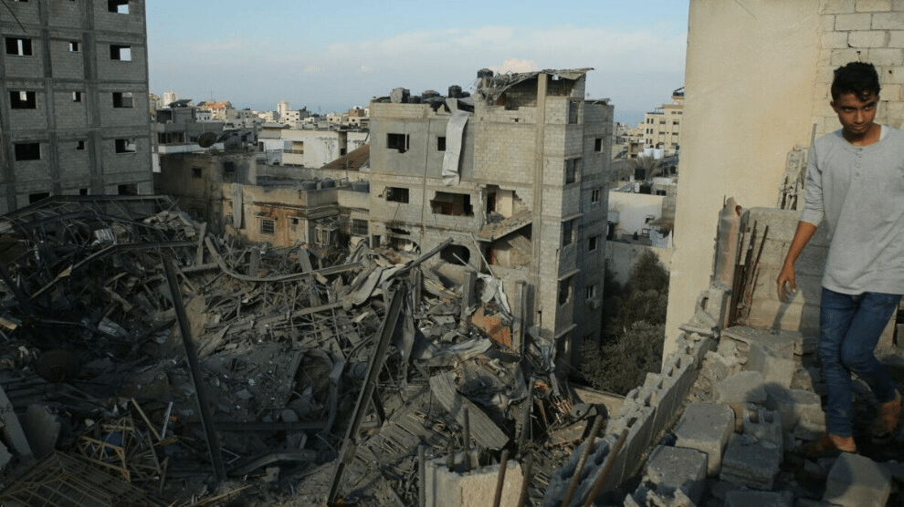 Израиль бомбит Газу