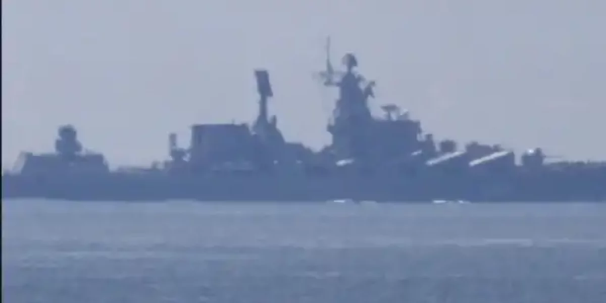 СМИ: Поднялся вой... После угроз в адрес России, у англичанского побережья появились два российских боевых корабля...