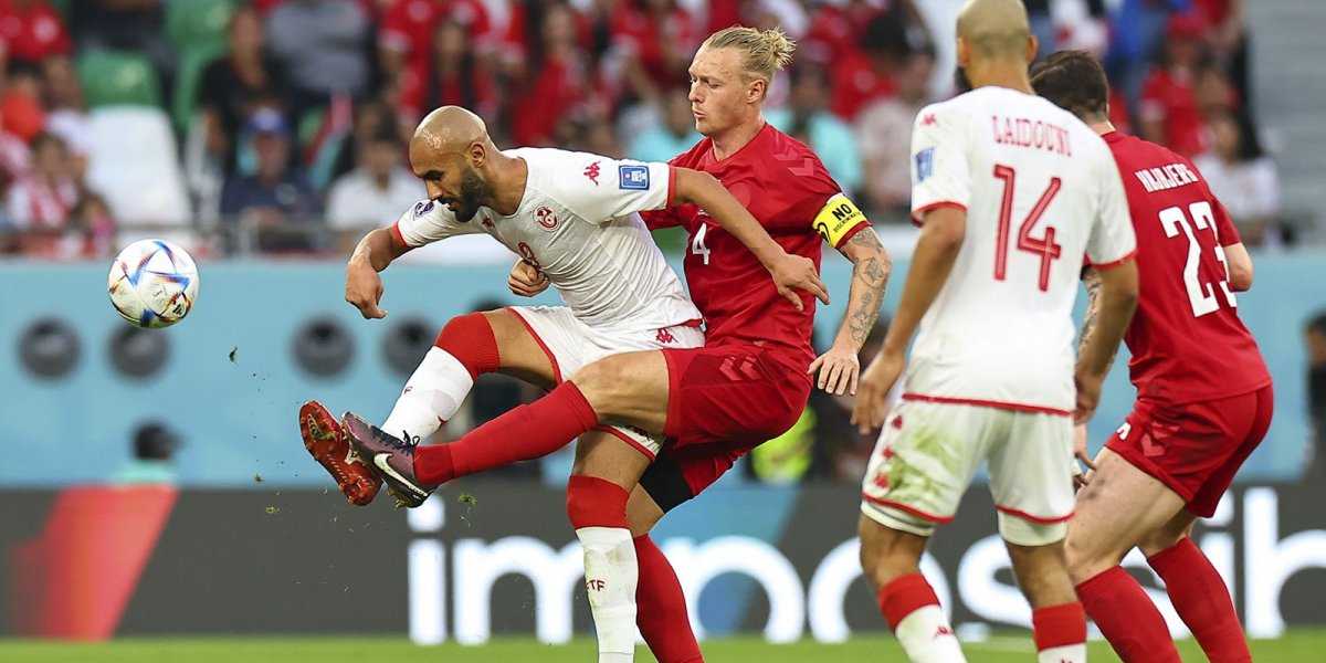 Сборная Туниса обыграла команду Франции в матче чемпионата мира по футболу в Катаре
