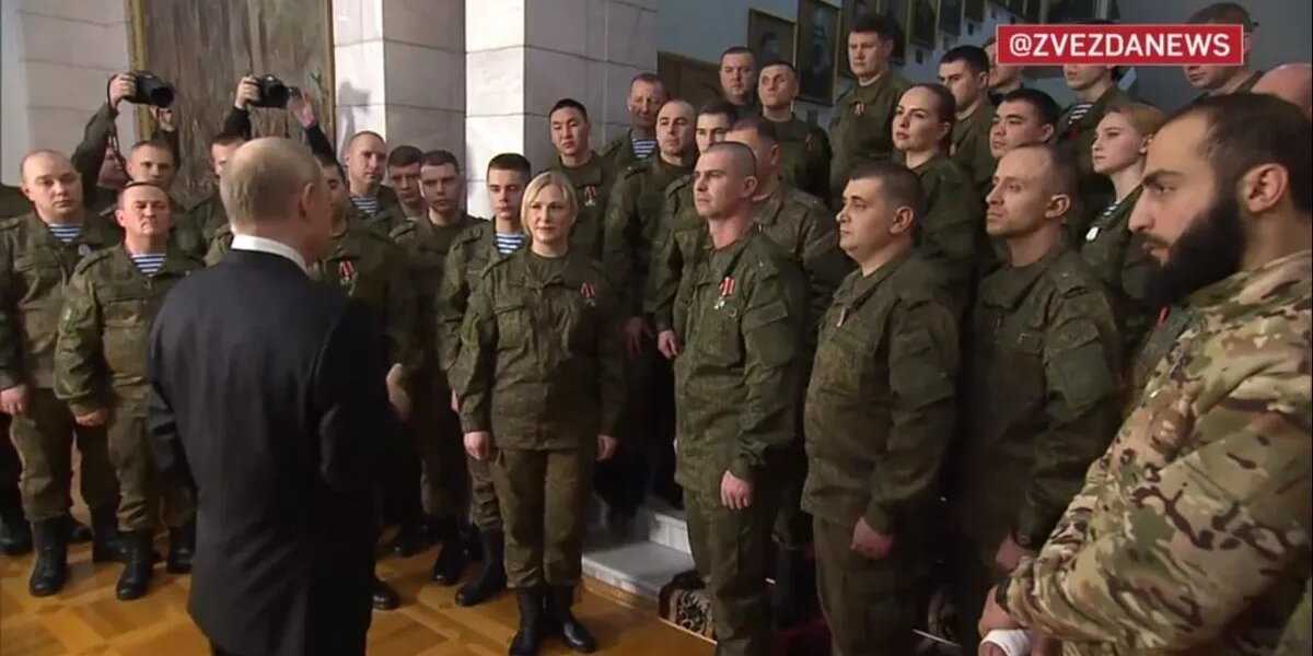 Владимир Путин пообщался с военными в Ростове-на-Дону