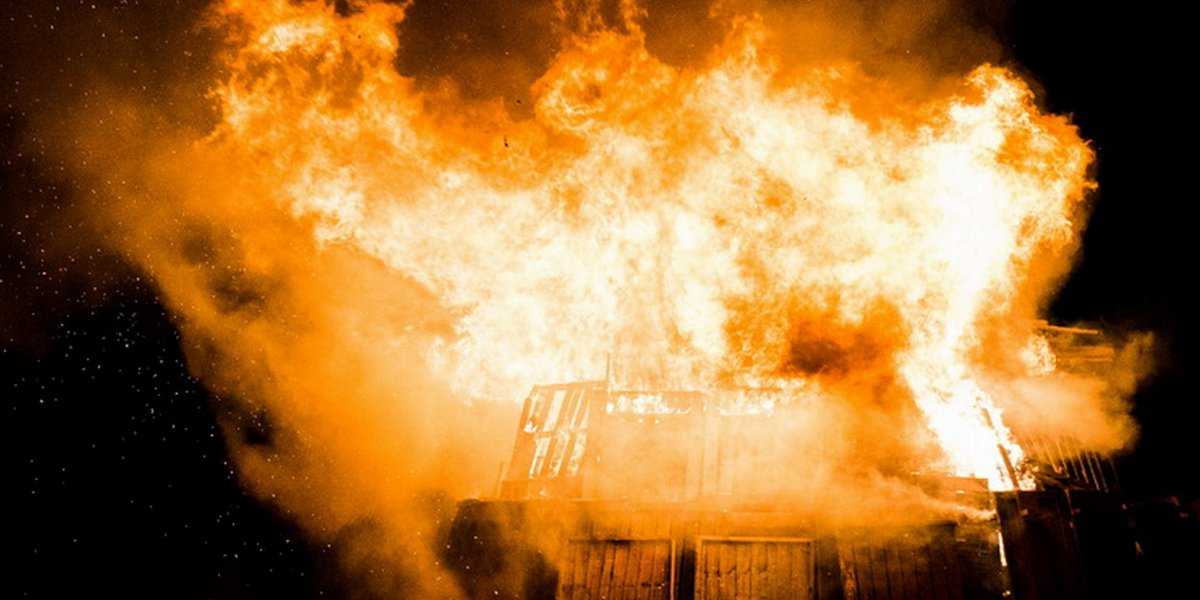 При пожаре в блиндаже в Курской области погибли шестеро военнослужащих