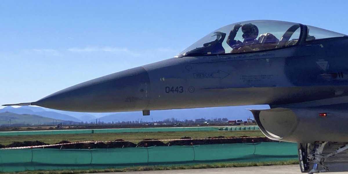 В Сети отреагировали на обещание Путина уничтожать истребители F-16