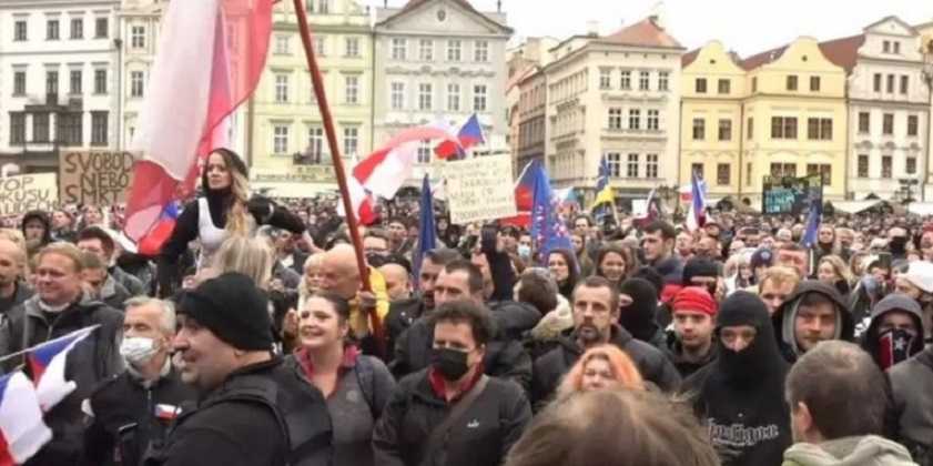 В Чехии испугались бунта среди населения и винят в нем снова Россию