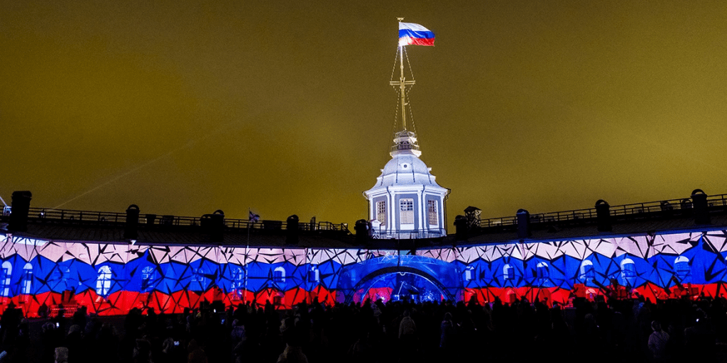 Санкт-Петербург приурочит к открытию форума "Россия" фестиваль "Чудо света"
