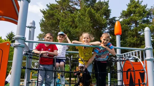 В Подмосковье завершилась губернаторская программа установки детских площадок
