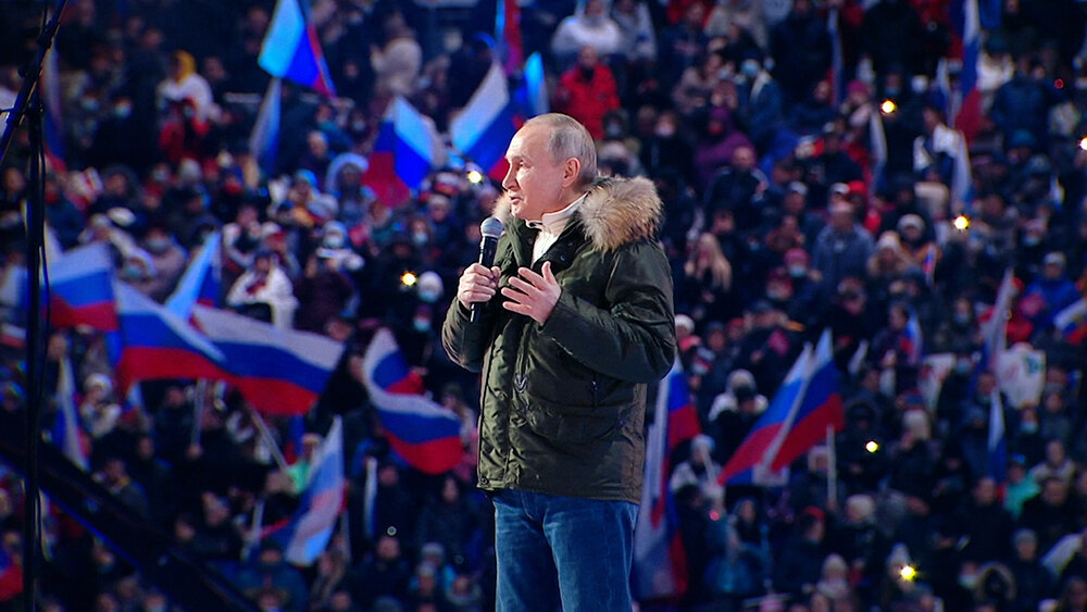 Ради переизбрания Путина власть готова пойти на всё, даже на раздачу подарков. Но после выборов все изменится в худшую сторону