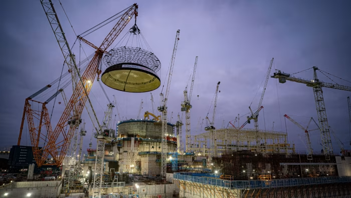 "Профессионалы" за работой: стройка АЭС в Великобритании взлетает в цене до 60 млрд. долларов