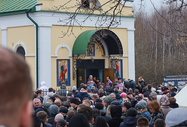 "Вы все нелюди, лицемеры и глупцы": Выходец из Азербайджана оскорбил русских и предложил лишить их Москвы