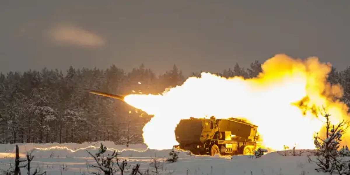 Хватит парадов и построений! 3 HIMARS прилетели в нашу шеренгу из 65 человек