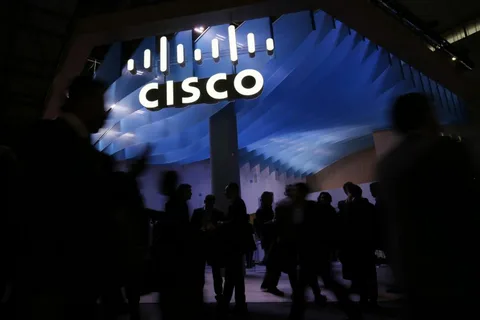 Cisco увольняет тысячи сотрудников. И не только эта компания США