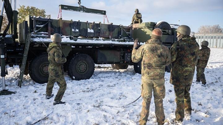 Макрон открыл окно Овертона: Запад постепенно склоняется в сторону войны с Россией