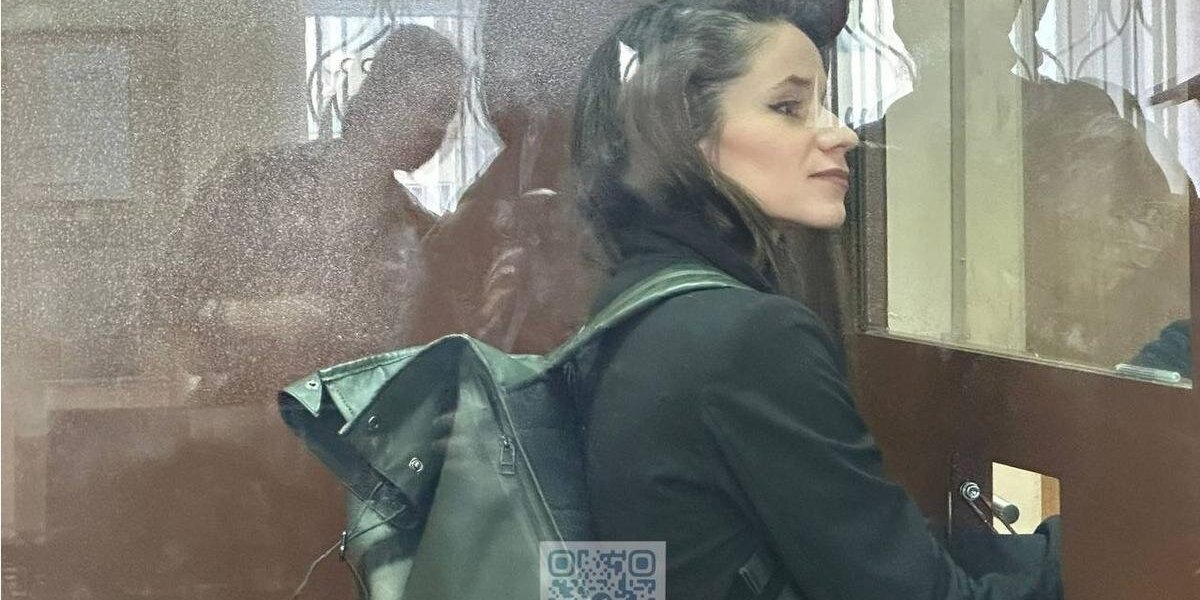 Басманный суд арестовал журналистку Антонину Фаворскую – обвиняют в сотрудничестве с ФБК*