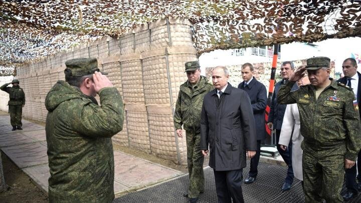 Паковали "лицом в снег": Мигранты наладили крупнейший в Новосибирске рынок сбыта наркотиков, пока не вмешалась ФСБ