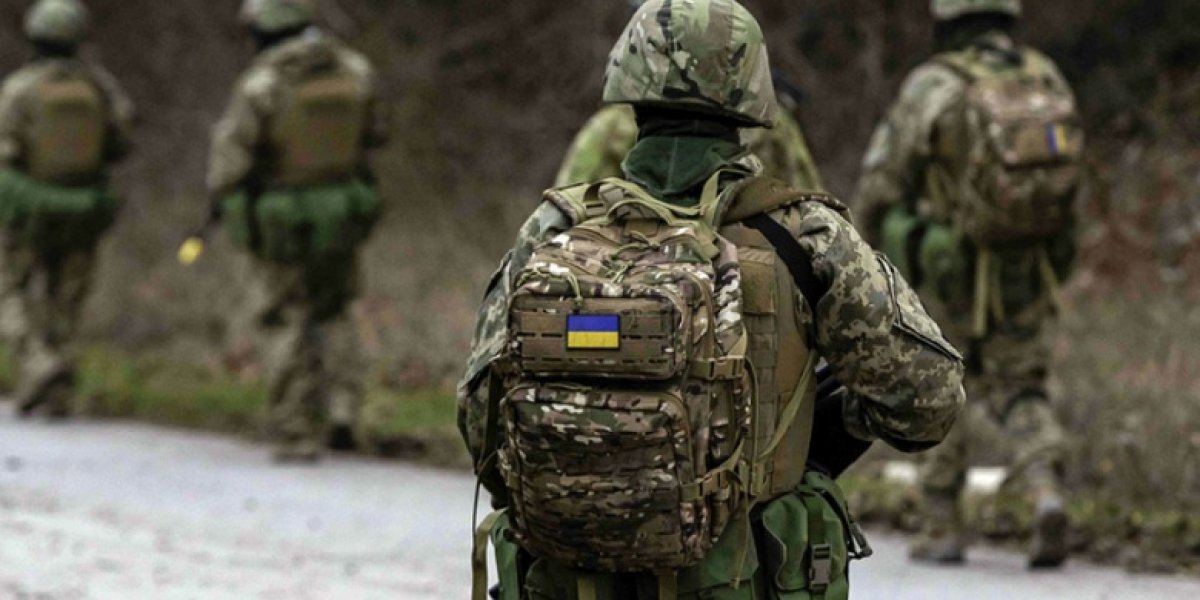 Армия в сотни тысяч голов готова выступить на Киев. И это – не русские