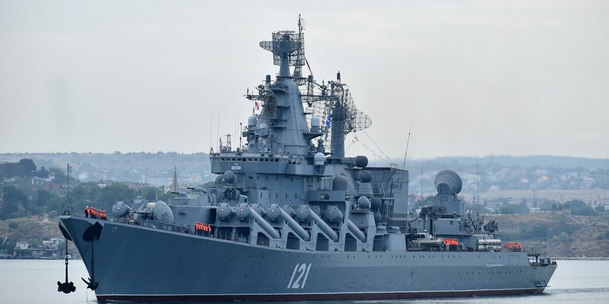 В Севастополе открыли памятник погибшим на СВО морякам – капитана, экипаж и родных погибших крейсера «Москва» не пригласили