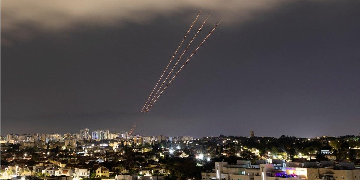 Нападение Ирана на Израиль длилось около 6пяти часов – выпущено 300 беспилотников и ракет
