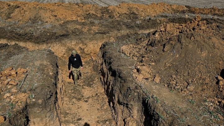 ВСУ готовятся к сдаче Харьковщины: к востоку от столицы региона срочно возводится линия обороны