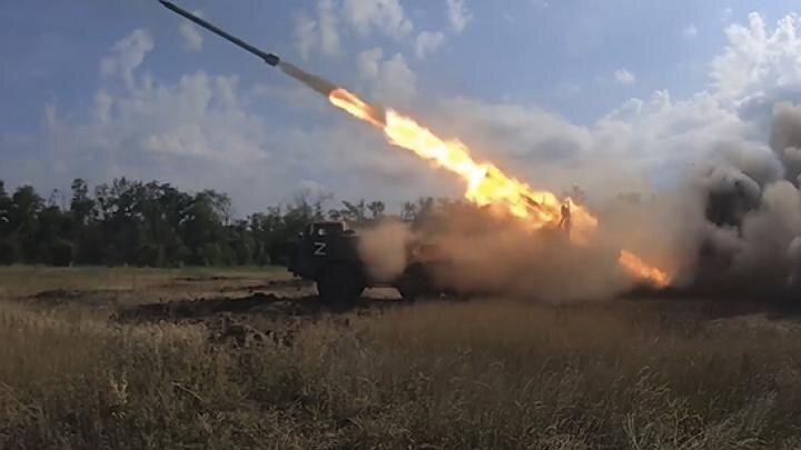 Армия России освободила Раздоловку, критическая ситуация для противника в Часов Яре, ВСУ оставляют позиции под Торецком: Горячая сводка СВО