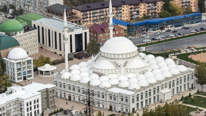 Бойня в Дагестане случилась неспроста: Запад возвращает Россию в 90-е. Второй фронт открывается в неожиданном месте