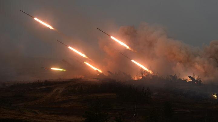 Донбасское сражение набирает обороты. Украина теряет "дорогу жизни" в Часов Яр. Гудит вся линия фронта