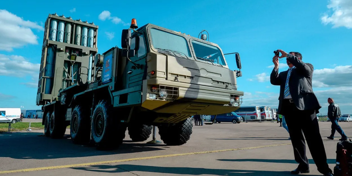 Российский С-350 «Витязь» сравнили с американской системой «Патриот» в соцсетях