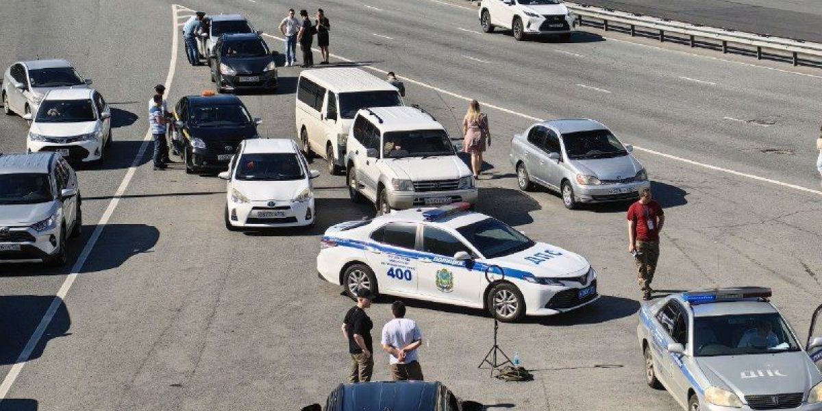 Во Владивостоке началась облава на таксистов