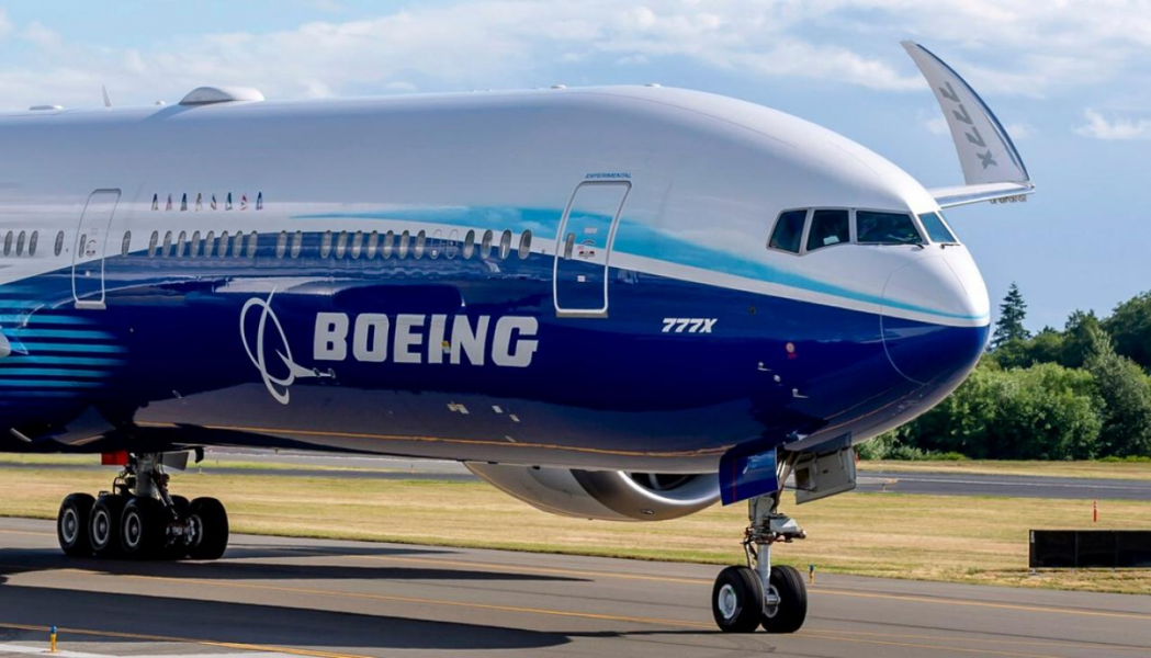В США планируют предъявить уголовное обвинение Boeing за "обман правительства США"