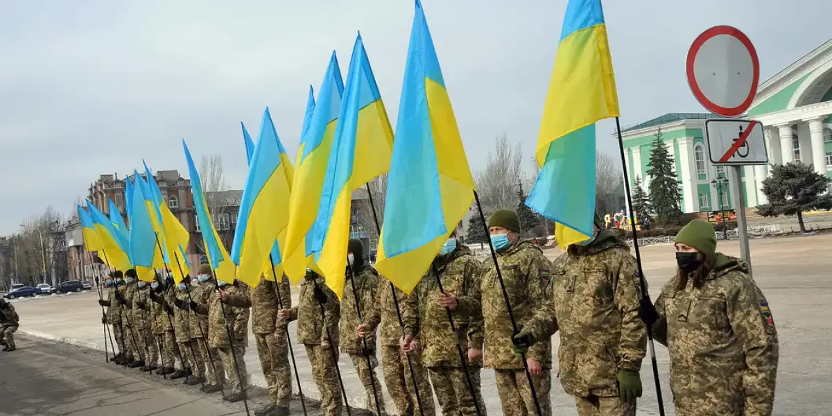 Это - русская земля. Солдат ВСУ нашёл неопровержимое доказательство в окопе