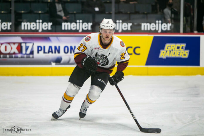«Салават Юлаев» подписал канадского нападающего из клуба НХЛ: известна зарплата   хоккеиста