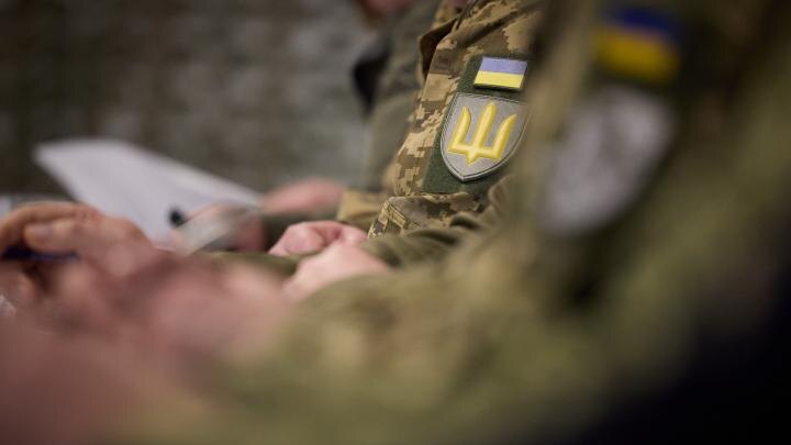 Украинские города вымирают: Русскую армию ждут для мести нелигитимному режиму. Подполье готовит поход на Киев