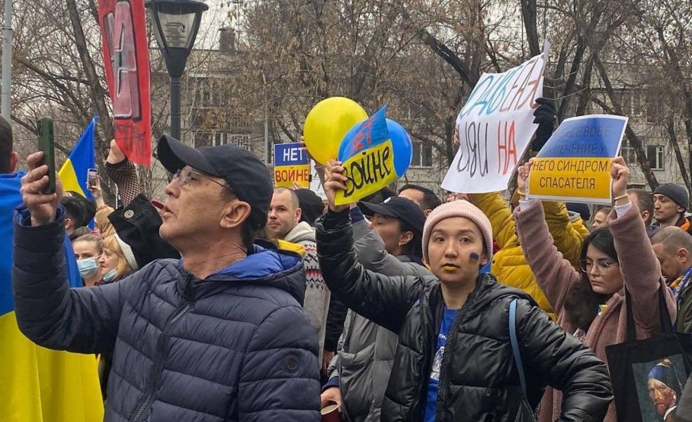 Казахстан – Украина: скажи мне, кто твой друг...