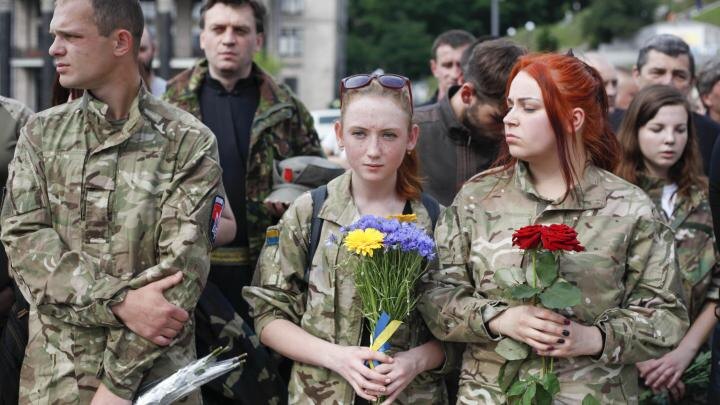 Бордели в окопах. Капеллан раскрыл тайну присутствия женщин в армии ВСУ