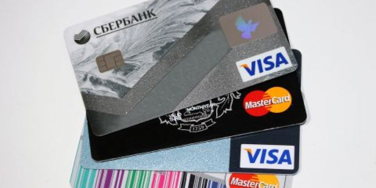 Вы ничего не заметите: озвучено, превратятся ли в «кирпичи» карты Visa и Mastercard