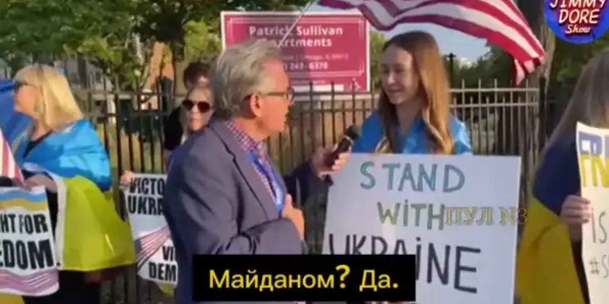 Телеведущий в США задал три простых вопроса митингующей украинке. Итог его удивил: "Путин проснулся и решил вторгнуться"