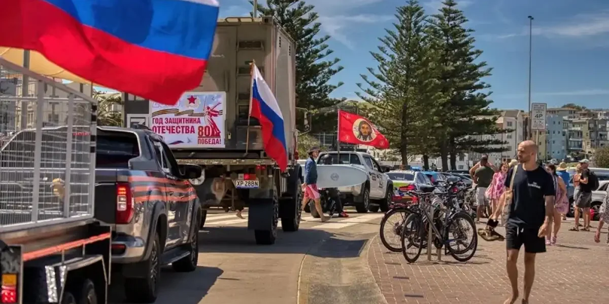 «Поддержка растёт». Парад с буквой Z и флагами РФ восхитил австралийцев