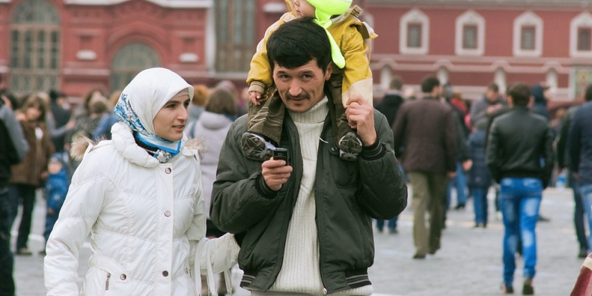 Теперь на Урале соцсети видят странности и  нестыковки в получении семьёй из Таджикистана сертификата на квартиру