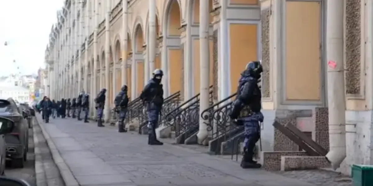 В Питере "зачистили" "свой Садовод", А Собянин в Москве на такое решится?