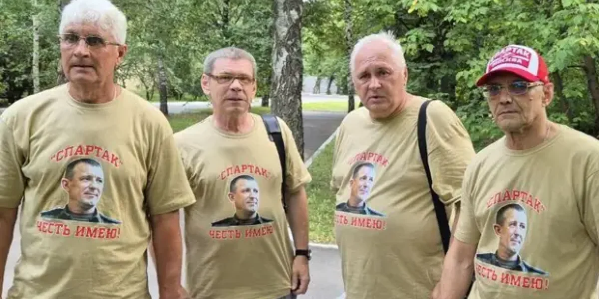 "Гладиаторы" генерала Попова знают, кто и за что с ним свел счеты. Власть боялась второго бунта?