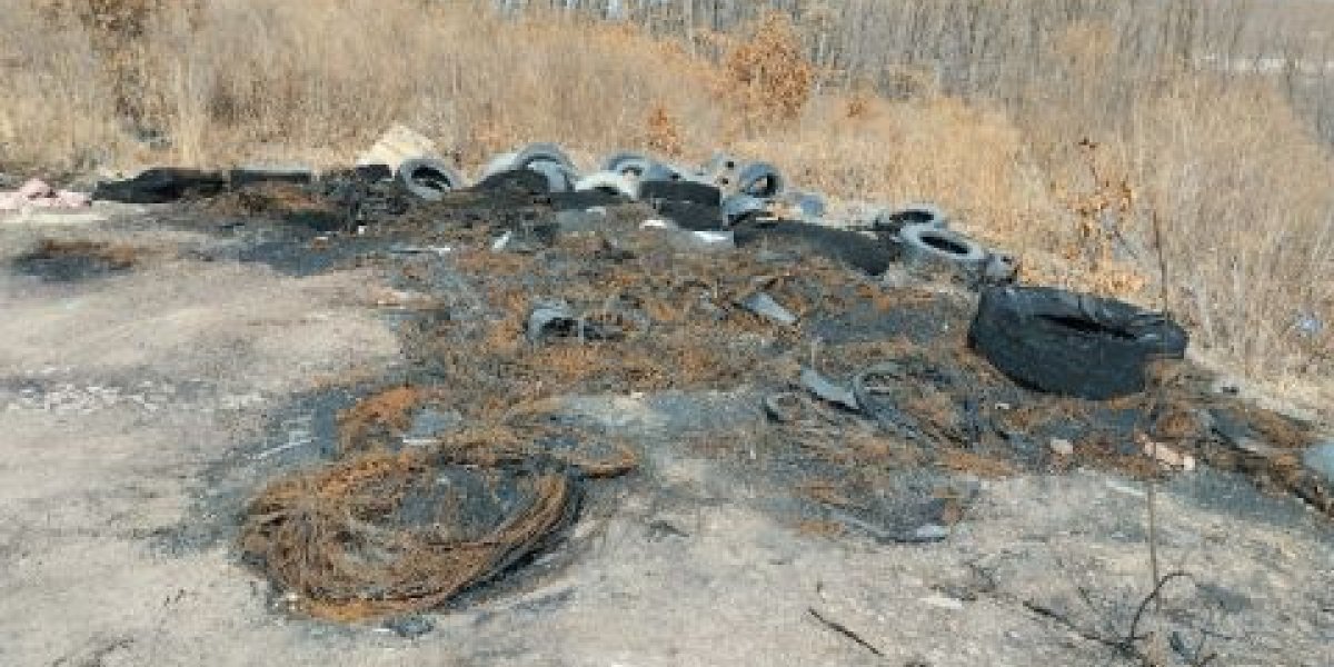 Находка вместе с прокуратурой почти полгода пытаются победить стихийную свалку