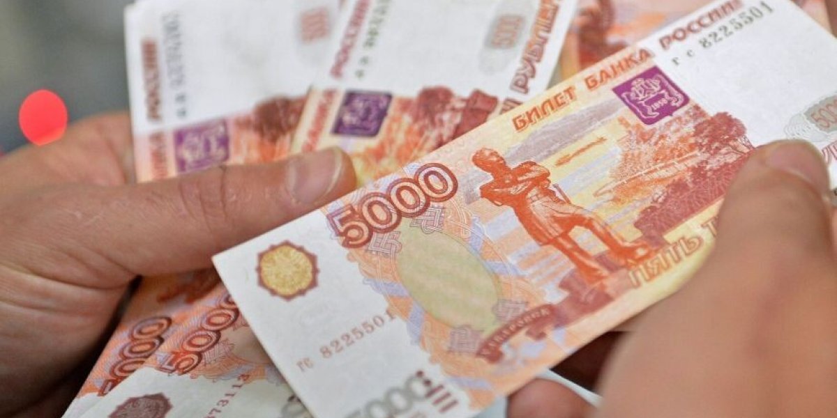 Депутат внес в Госдуму законопроект о ежегодной дополнительной выплате для определенных специалистов