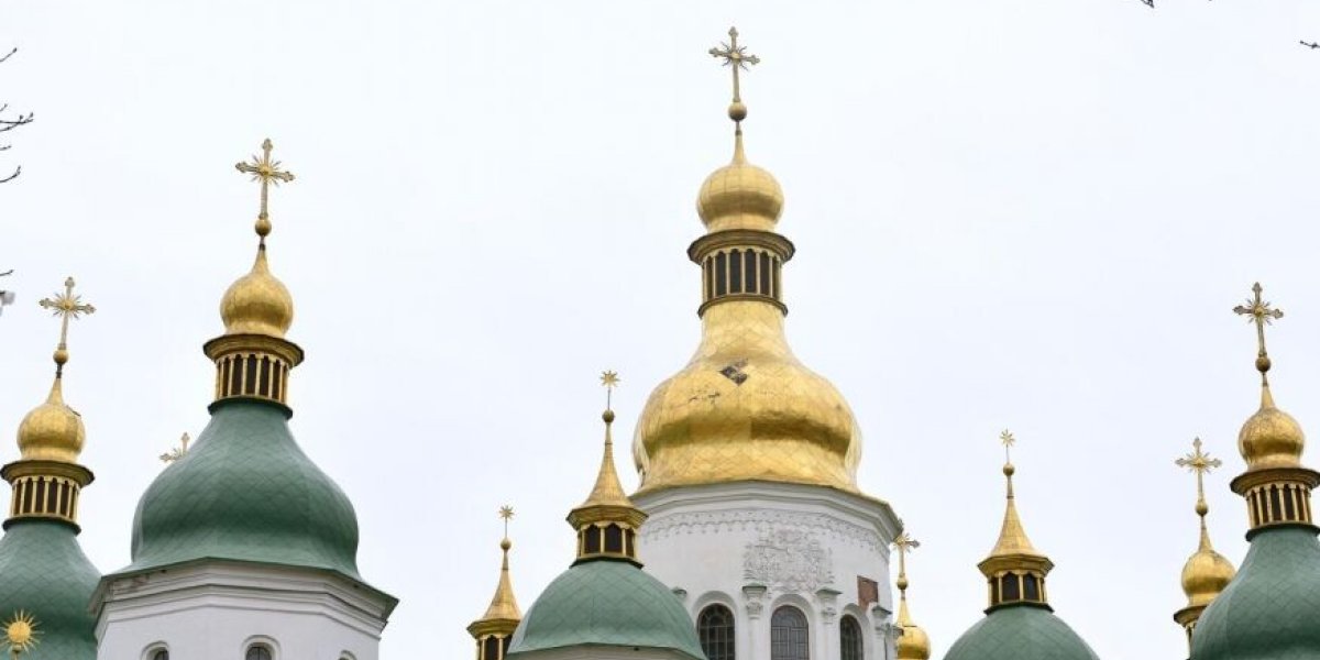 «Трутни. Такой образ жизни вести нельзя»: РПЦ призывает ввести налог для одной категории россиян
