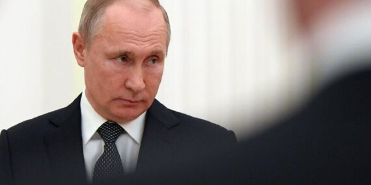 Вывесили плакат с оскорблениями в адрес Путина: отношения России и Армении под угрозой?