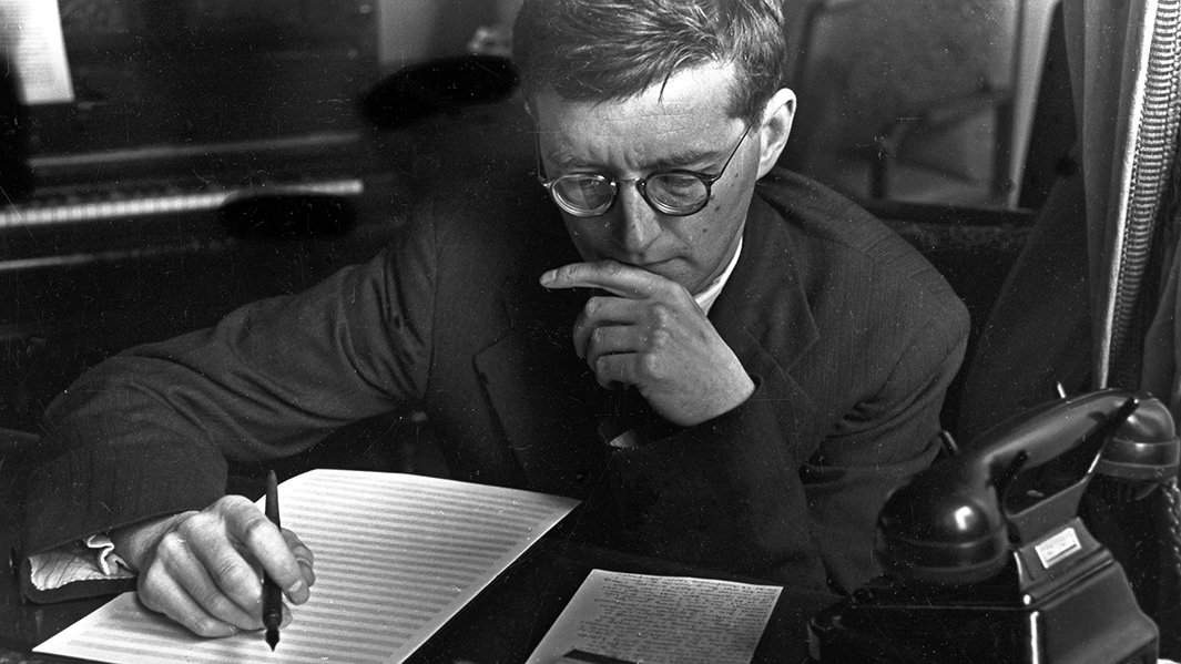 Седьмая симфония Шостаковича: история создания, премьеры и значение