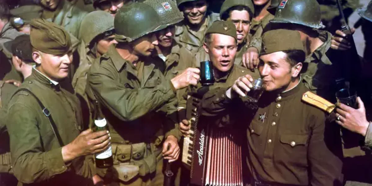 Тот самый банкет вечером 8 мая 1945-го. Чем наши так удивили американцев?