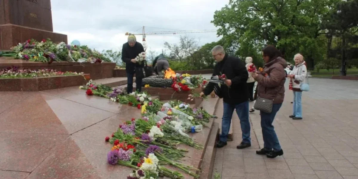 Одесса отметила День Победы: Салюты, цветы и непокорённый дух