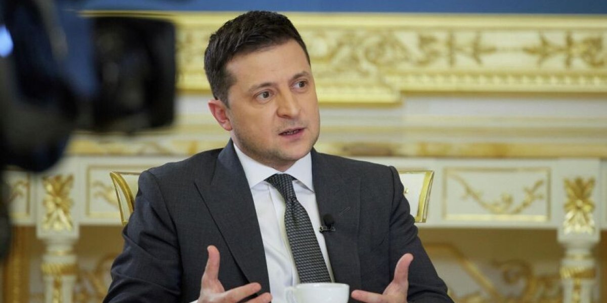 «Делегация у нас на самом высоком уровне, у РФ – на бутафорском»: Зеленский сорвет переговоры с помощью Лондона?