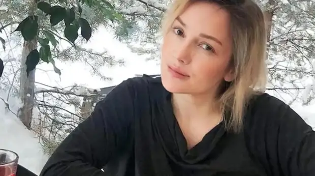 Буланова рассказала, как готовится к предстоящему материнству